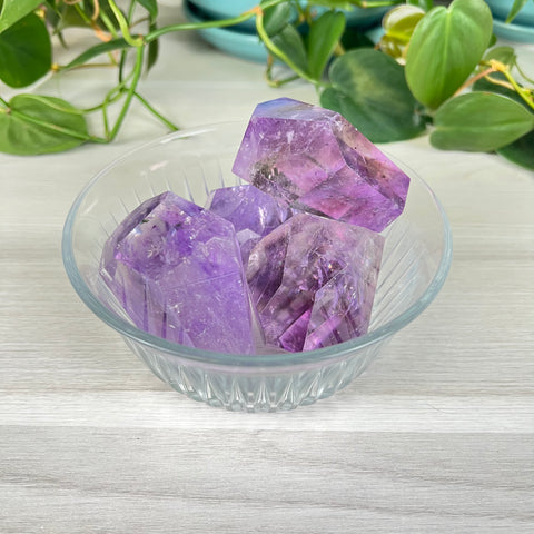 Gemmy Amethyst Gusher