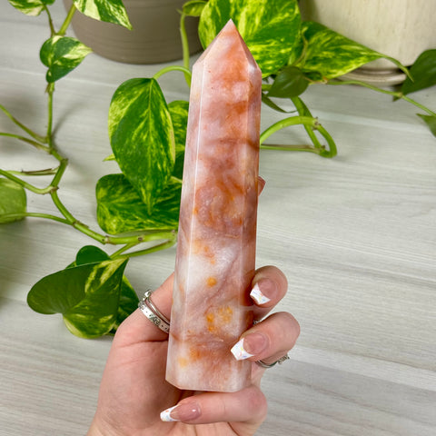 Creamy Pink Flower Agate Tower