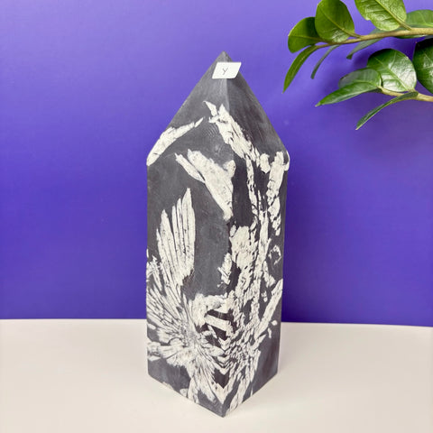 Cursed Chrysanthemum Tower - Kenna's Crystals