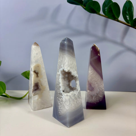 Imperfect Druzy Agate Obelisk - Kenna's Crystals