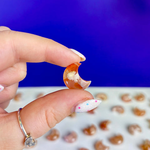 Mini Flower Agate Moon - Kenna's Crystals
