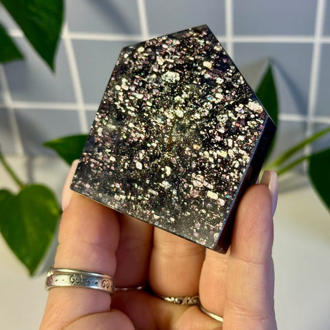 Statement Galaxy Iolite F 6 - Kenna's Crystals from TikTok