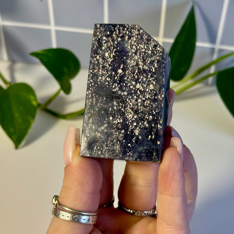 Statement Galaxy Iolite J 10 - Kenna's Crystals from TikTok