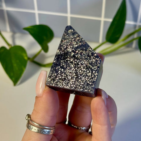Statement Galaxy Iolite X 24 - Kenna's Crystals from TikTok