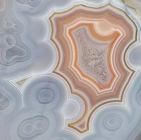 Agates - Kenna's Crystals