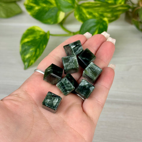 Mini Seraphinite Cube