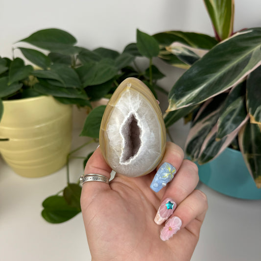 Druzy Agate Egg - G1