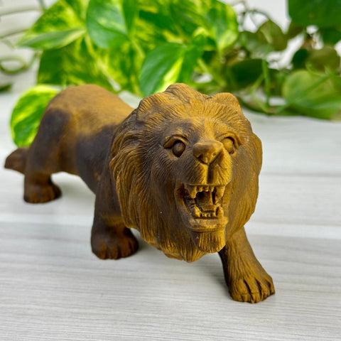 Extremely Detailed Tiger's Eye Carving - Elias