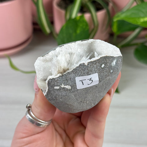 Scolecite Specimen