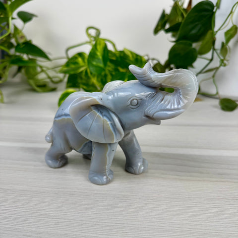 Statement Druzy Agate Elephant - Kendall