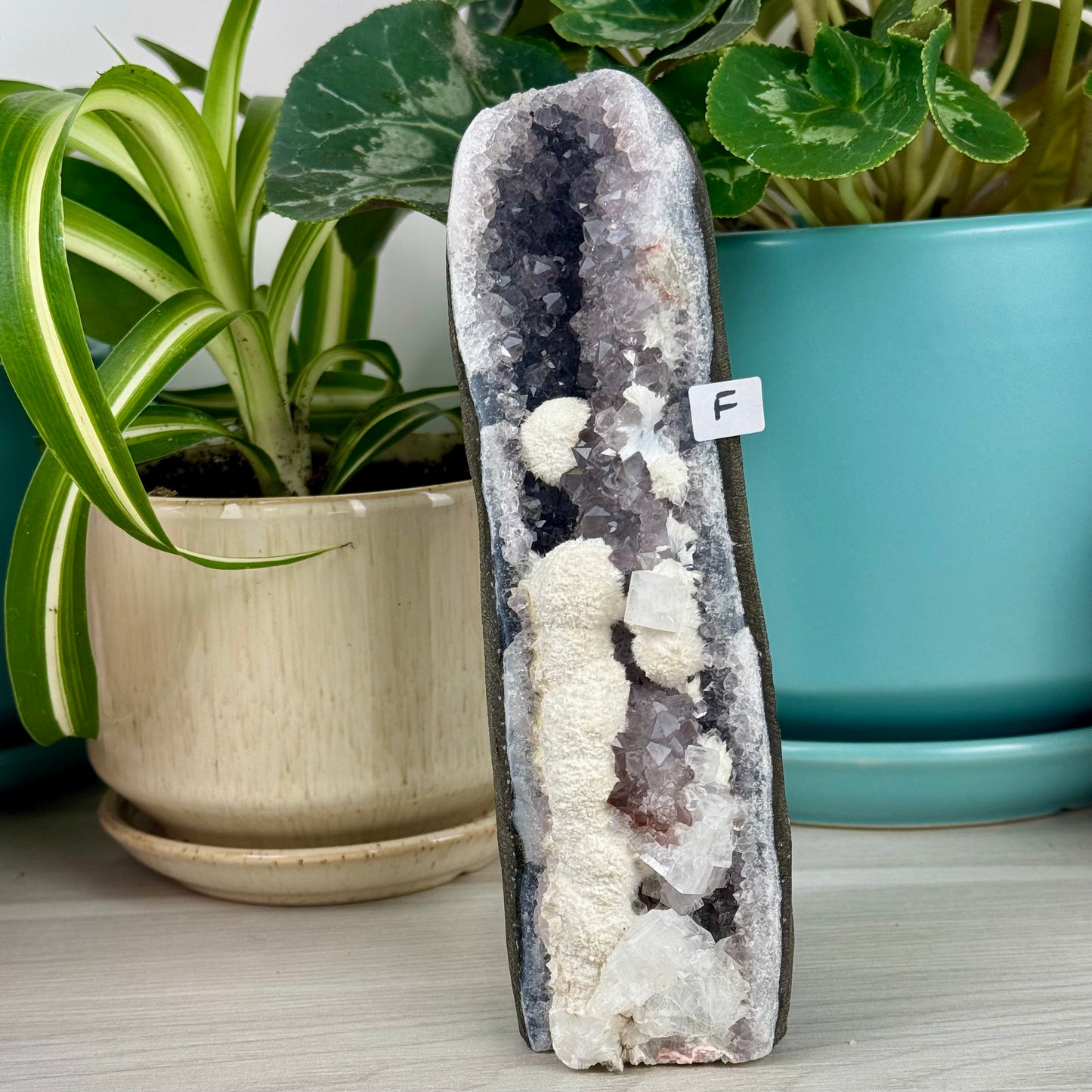 Mordenite/Okenite In Geode