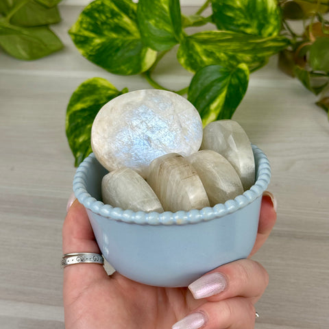 Blue Flash Moonstone Palm Stone