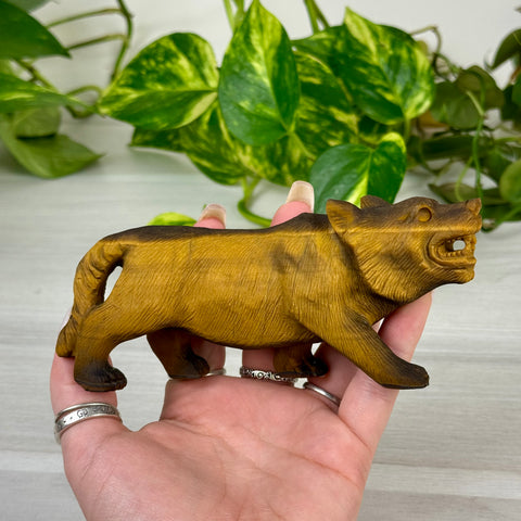 Extremely Detailed Tiger's Eye Carving - Alexander