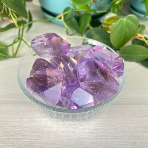 Gemmy Amethyst Gusher