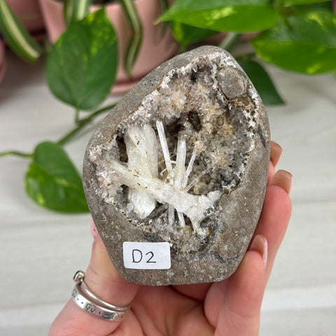 Scolecite Specimen