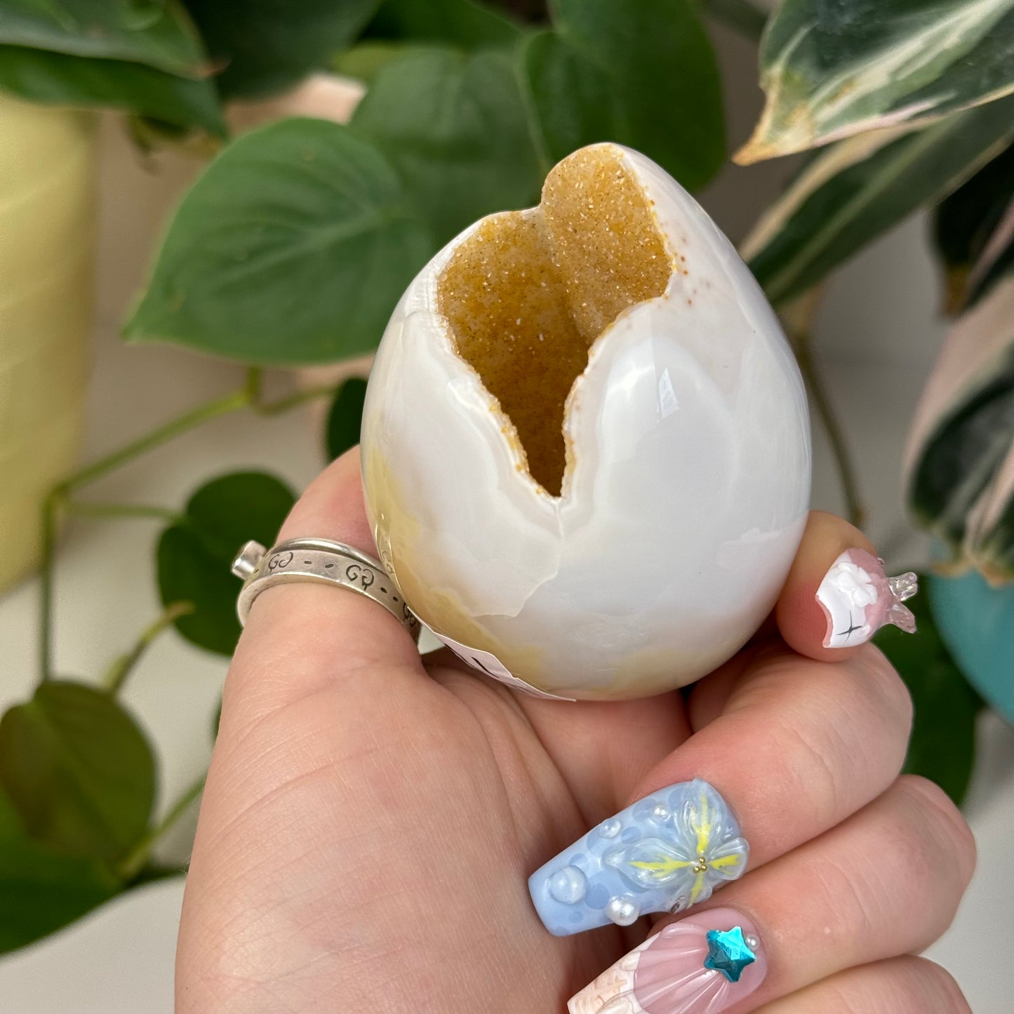 Druzy Agate Egg - M1