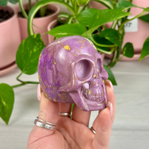 Phosphosiderite Skull - Crystal Carving