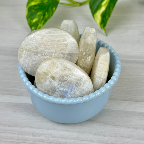 Blue Flash Moonstone Palm Stone