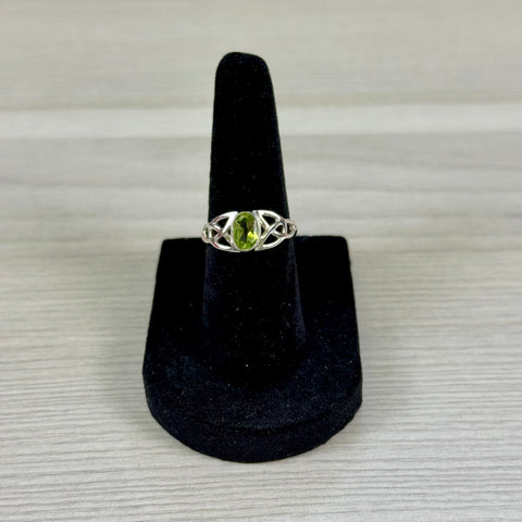 Sterling Silver Peridot Celtic Band