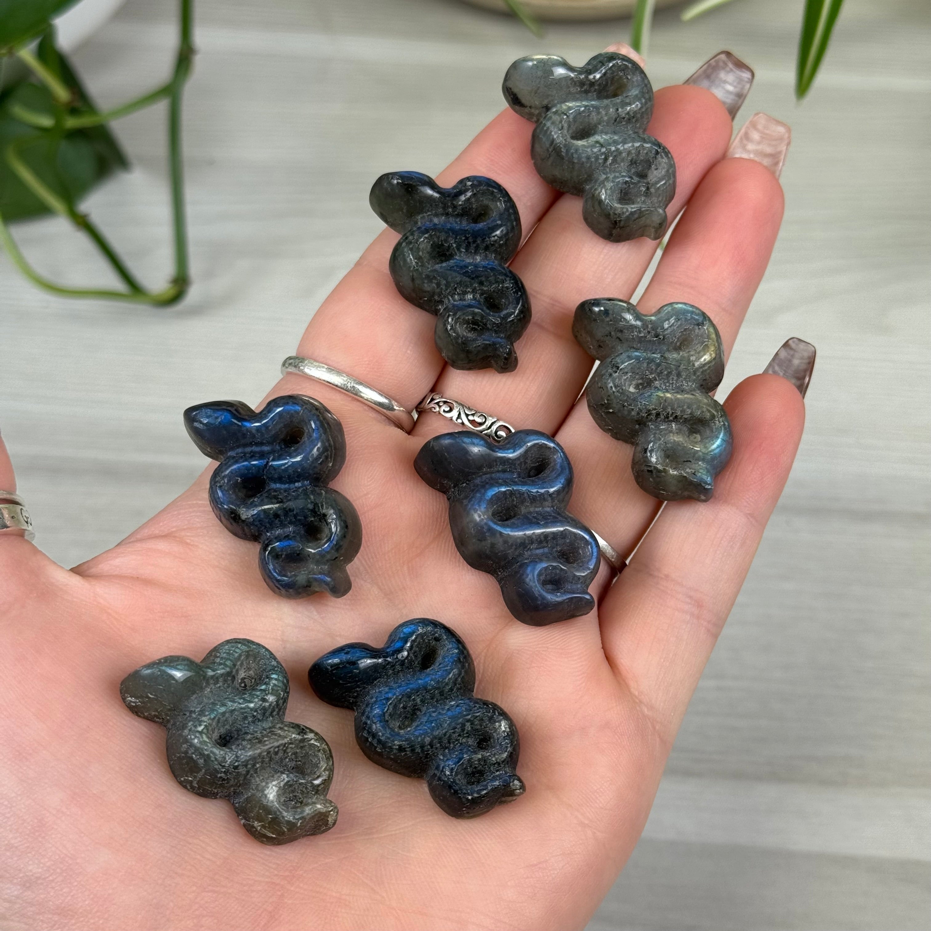 【ラブラドライト】 スネイク シェイプ　A　LABRADORITE SNAKE ラブラドライト】 スネイク シェイプ B LABRADORITE SNAKE