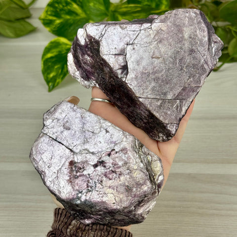 Raw Lepidolite