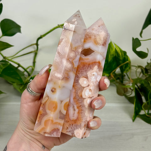 Creamy Pink Flower Agate Tower