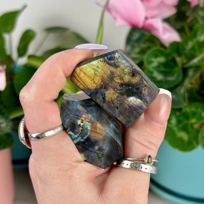 Imperfect Spectrolite Free Form