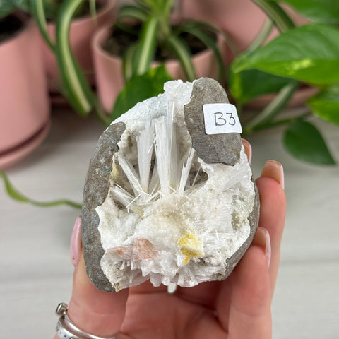 Scolecite Specimen