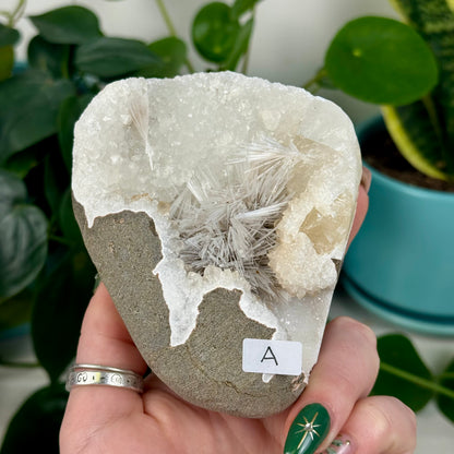 Scolecite Specimen