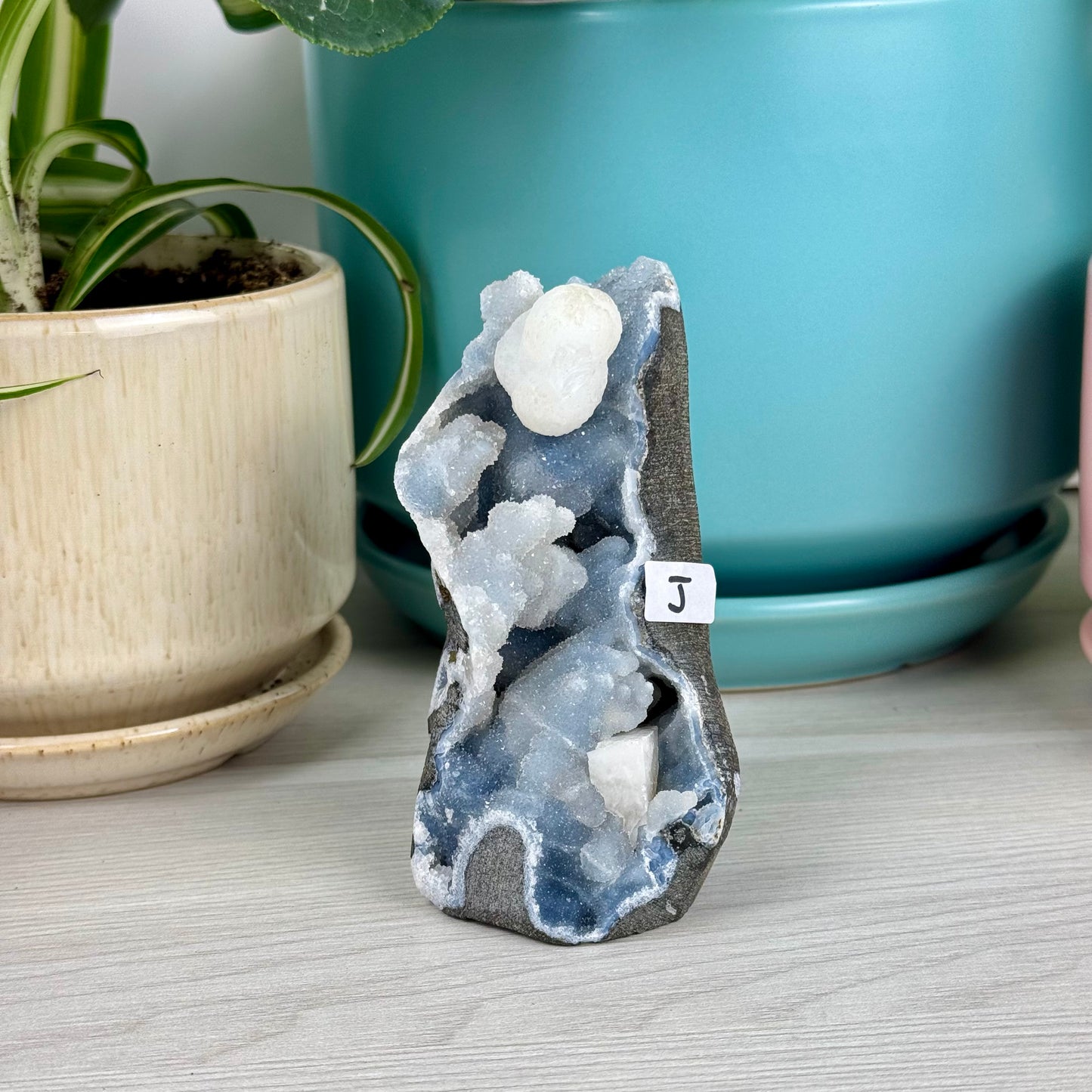 Mordenite/Okenite In Geode