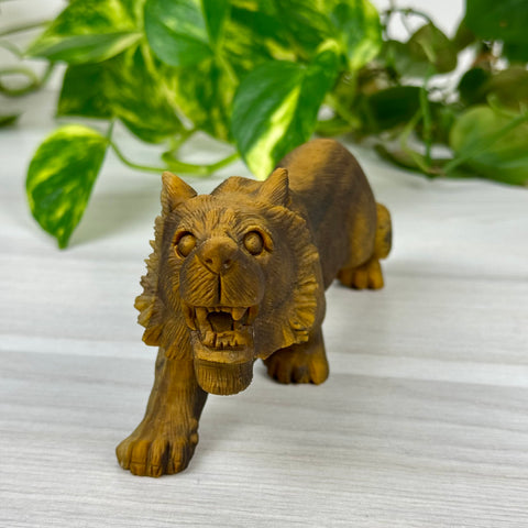 Extremely Detailed Tiger's Eye Carving - Colin