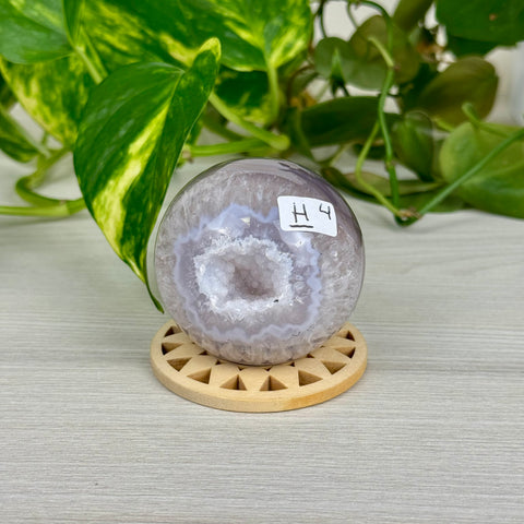 Statement Druzy Sphere (Continued)