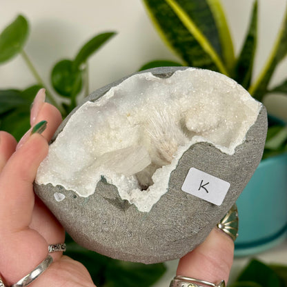 Scolecite Specimen