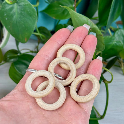 Cheerio Sphere Stands (5 - Pack) 30mm 5 - Kenna's Crystals from TikTok