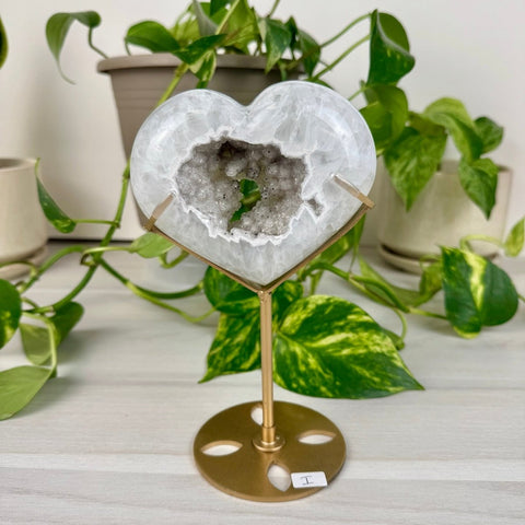Druzy Agate Heart with Custom Stand I 9 - Kenna's Crystals from TikTok