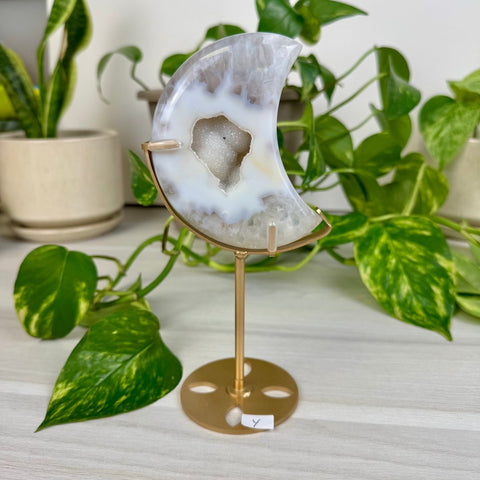 Druzy Agate Moon with Custom Stand Y 25 - Kenna's Crystals from TikTok