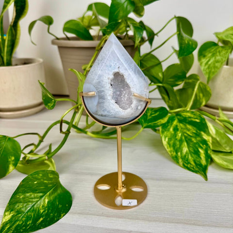 Druzy Agate Teardrop with Custom Stand X 24 - Kenna's Crystals from TikTok