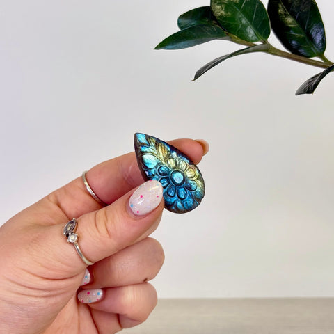 Floral Labradorite Cabochon