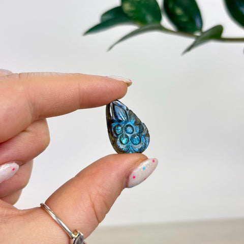 Floral Labradorite Cabochon