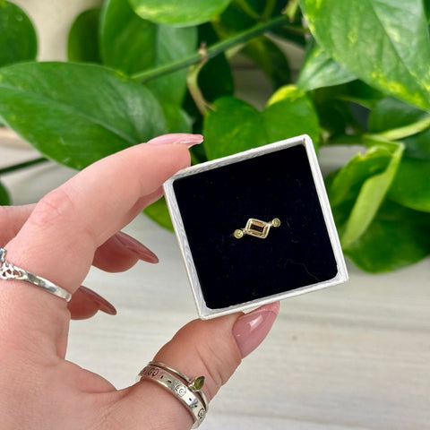 Geometric Peridot Ring 1 - Kenna's Crystals from TikTok