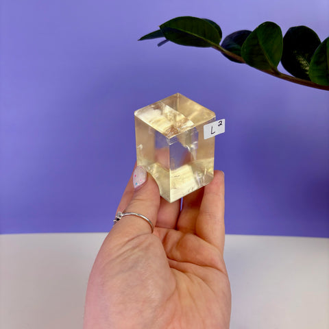 Honey Calcite Jello Cube