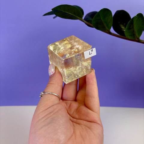 Honey Calcite Jello Cube