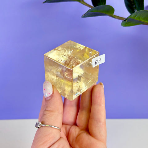 Honey Calcite Jello Cube