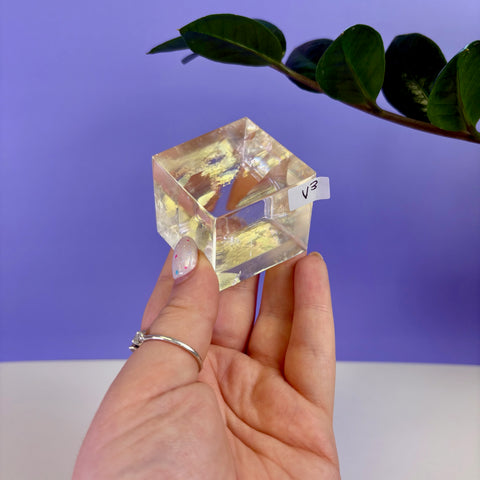 Honey Calcite Jello Cube
