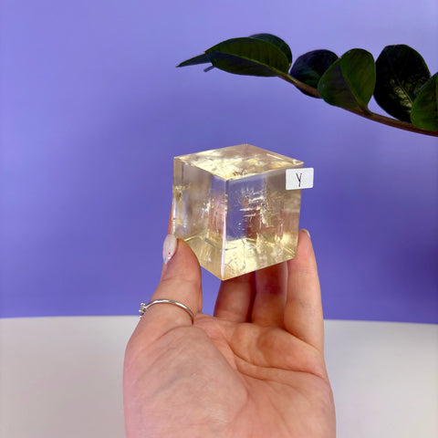 Honey Calcite Jello Cube