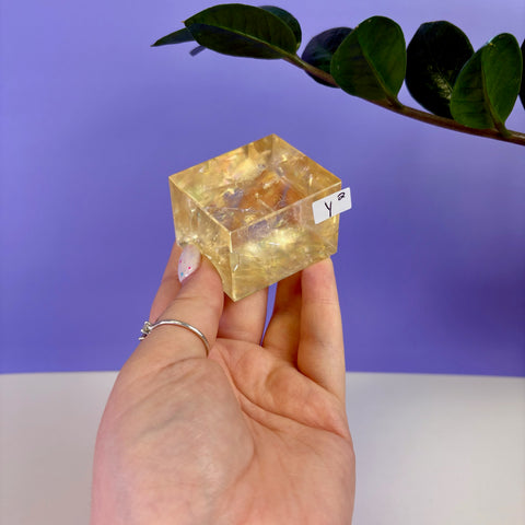 Honey Calcite Jello Cube