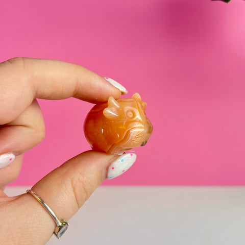 Mini Carnelian Cow