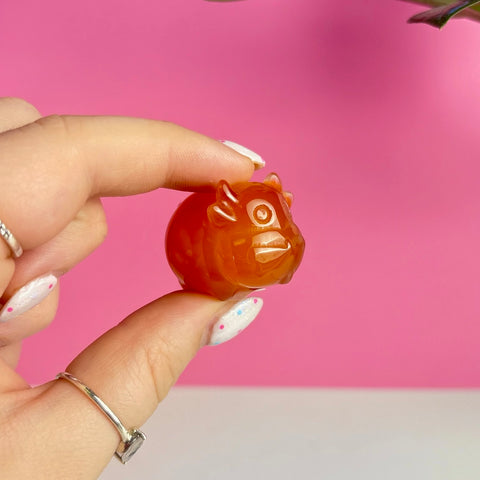Mini Carnelian Cow