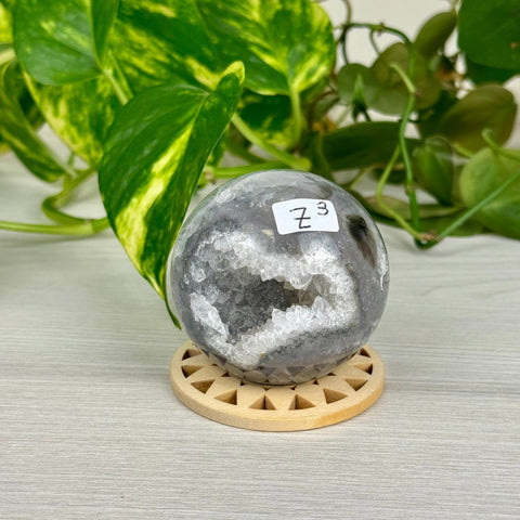 Statement Druzy Sphere (Continued) Z3 26 - Kenna's Crystals from TikTok