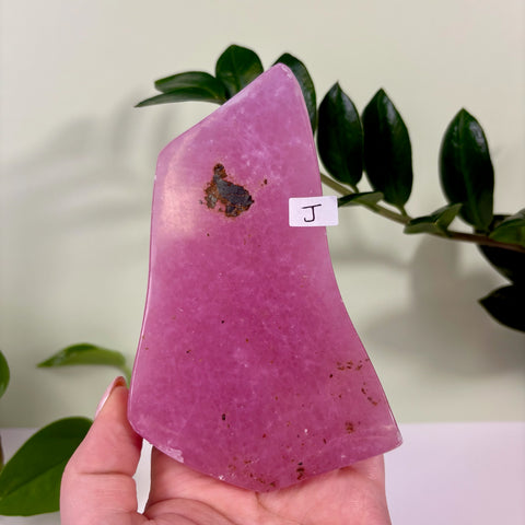 Statement Jelly Pink Aragonite Free Form